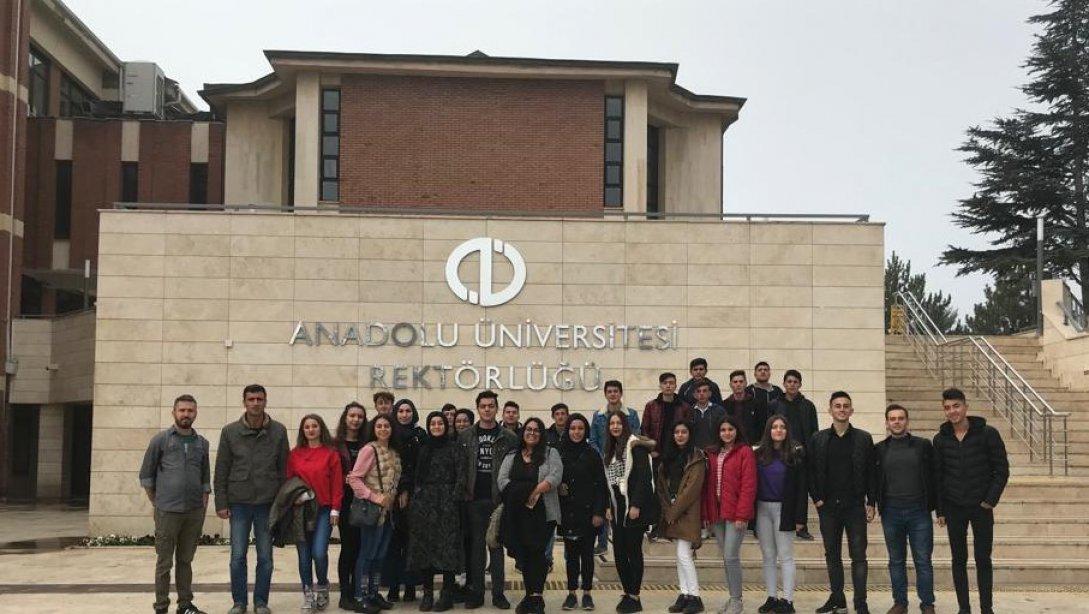 Eskişehir Anadolu Üniversitesi'ne Tanıtım Gezisi Düzenlendi